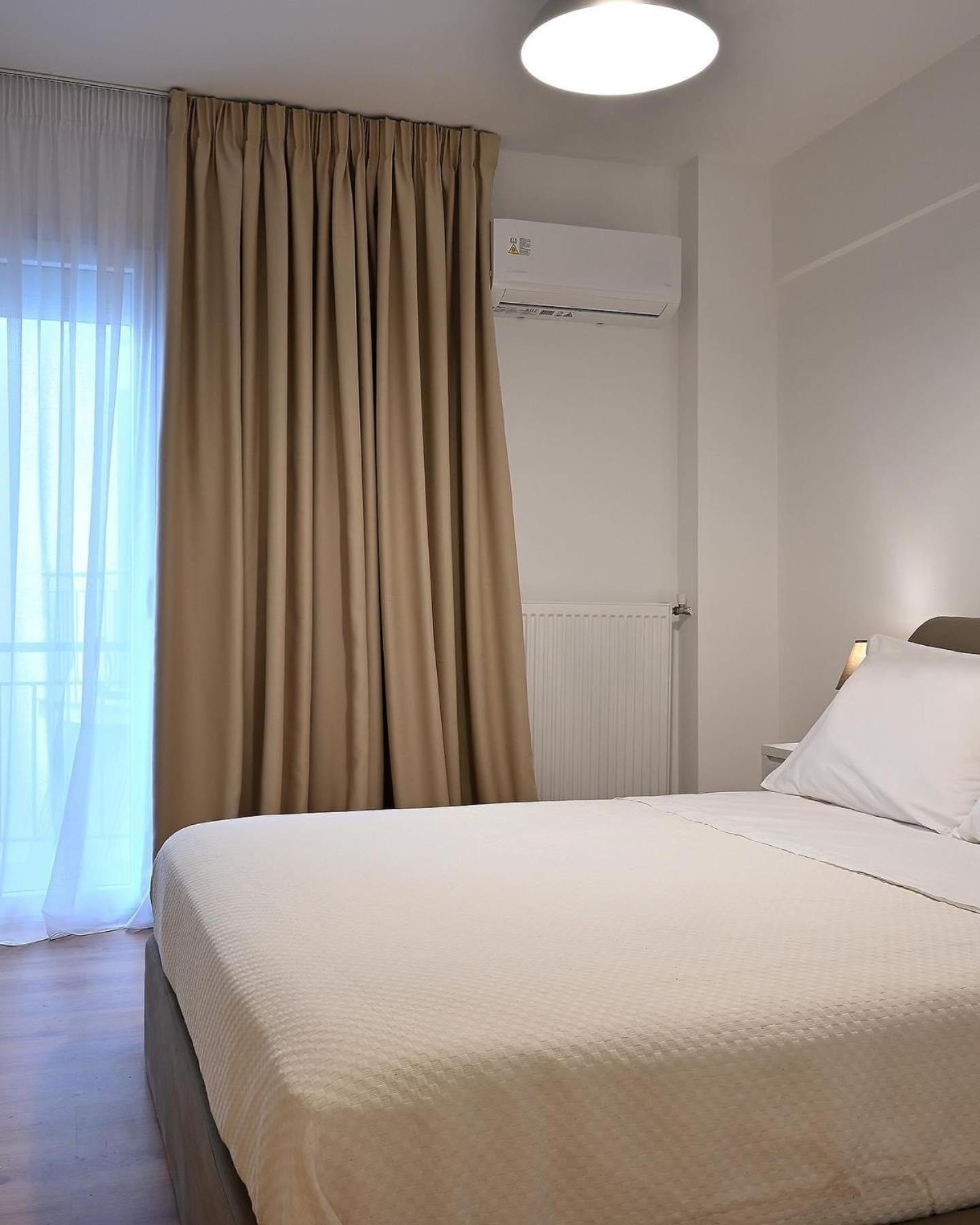 Modern Two Bedroom Apartment At Koukaki Афины Экстерьер фото