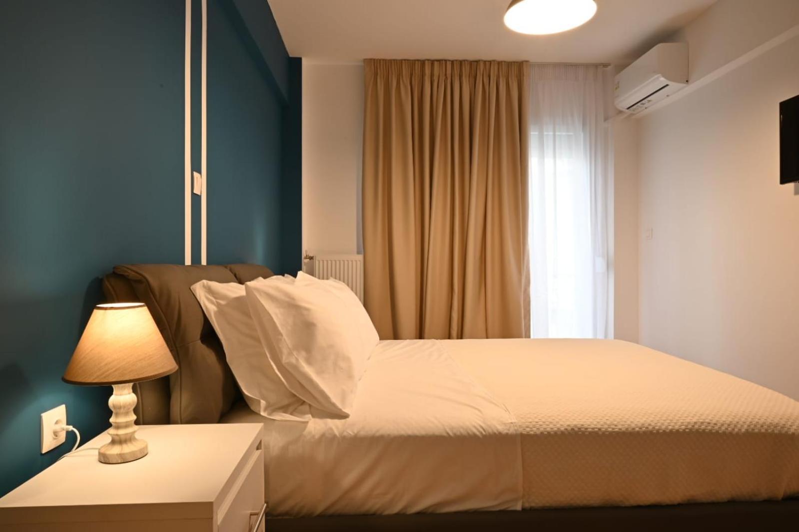 Modern Two Bedroom Apartment At Koukaki Афины Экстерьер фото